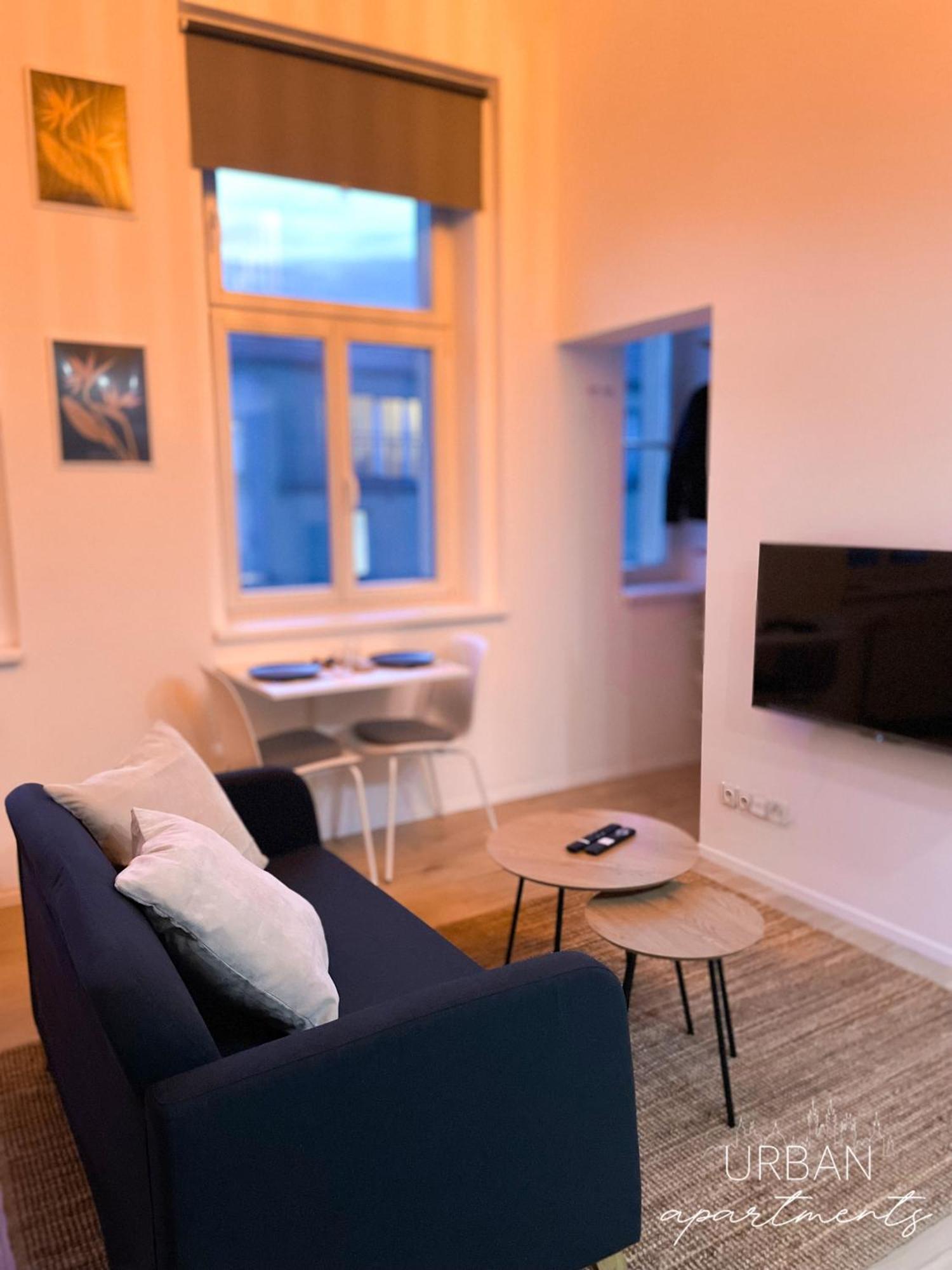 Loft Maniny By Urban Apartments Прага Экстерьер фото