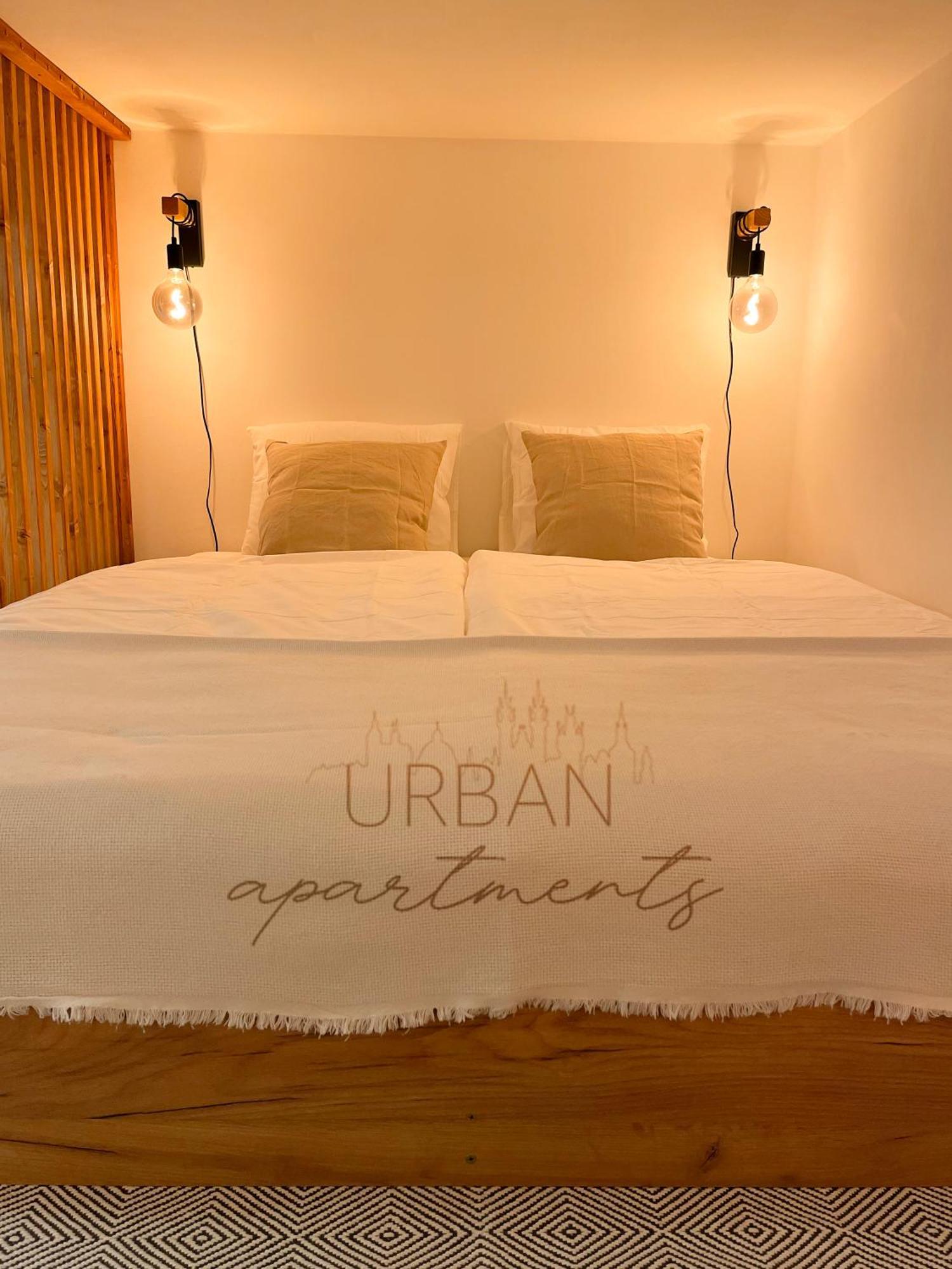 Loft Maniny By Urban Apartments Прага Экстерьер фото